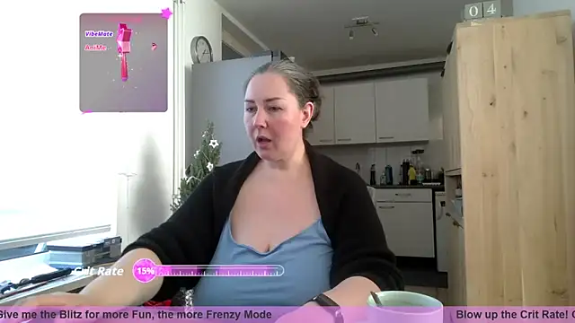 MilfGina online show from December 2025 12:15:02 PM