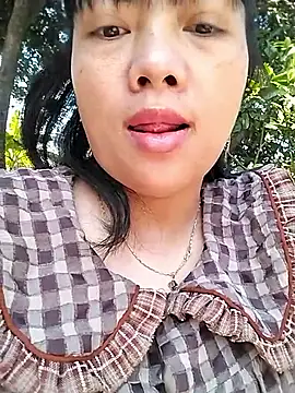 Lady-big91 online show from November 2025 06:45:02 AM