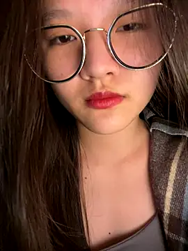 Krixxi22 online show from September 2025 02:54:01 PM