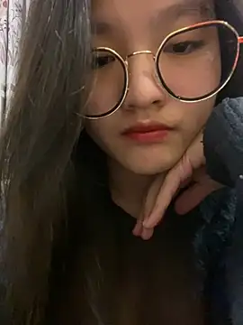 Krixxi22 online show from February 2025 03:37:02 PM