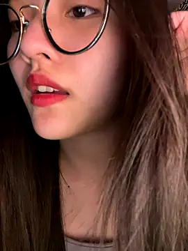 Krixxi22 online show from September 2025 03:26:01 PM