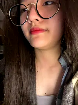 Krixxi22 online show from October 2025 03:02:01 PM