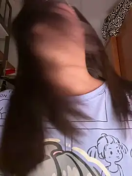 Krixxi22 online show from September 2025 03:39:01 PM