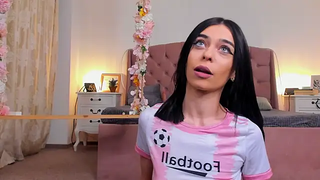 JassyeJoy online show from March 2025 05:00:01 AM