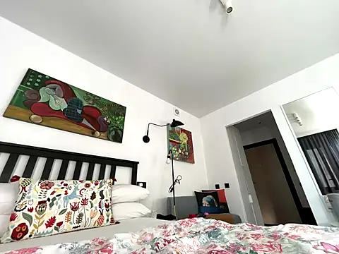 Snapshot of winter__sun chatting on October 2025 12:42:01 PM winter sun online show from October 2025 12:42:01 PM