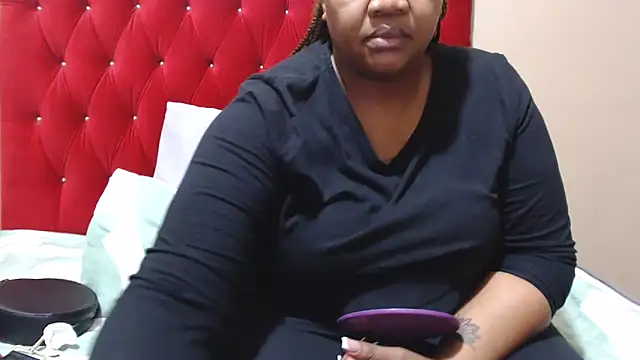 Snapshot of MIGHTYASSS chatting on November 2025 09:57:02 AM MIGHTYASSS online show from November 2025 09:57:02 AM