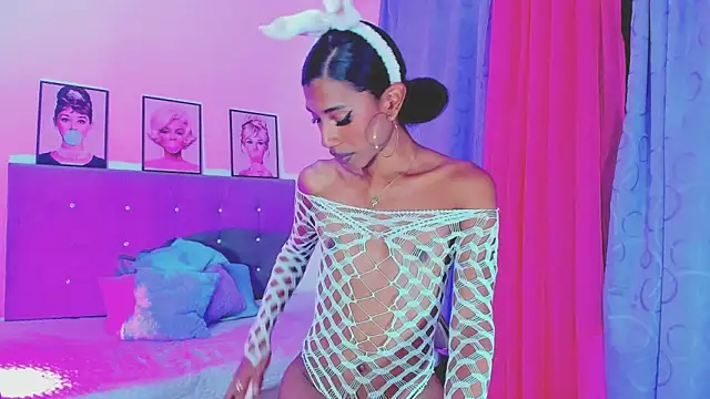 Snapshot of Kimberly_thompsom chatting on January 2025 10:48:01 PM Kimberly thompsom online show from January 2025 10:48:01 PM