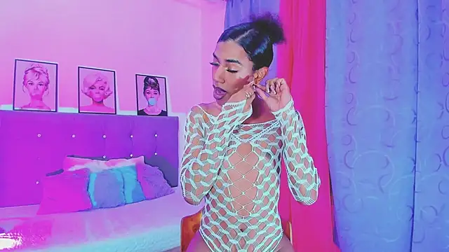 Snapshot of Kimberly_thompsom chatting on February 2025 08:03:01 PM Kimberly thompsom online show from February 2025 08:03:01 PM