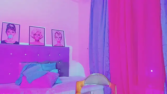 Snapshot of Kimberly_thompsom chatting on January 2025 02:50:01 PM Kimberly thompsom online show from January 2025 02:50:01 PM