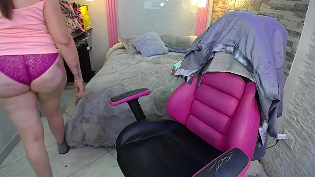 maissa-luvv online show from February 2025 05:58:01 PM