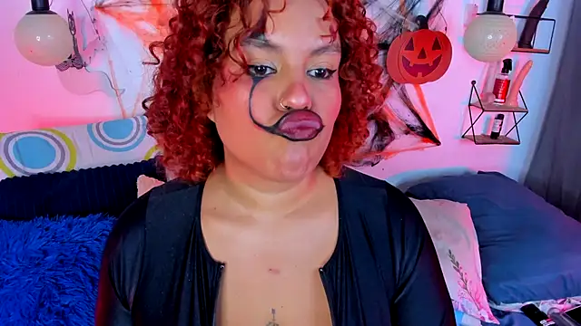 monicabbw  online show from October 2025 02:43:01 AM