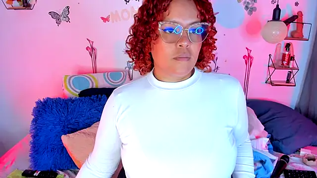 monicabbw  online show from October 2025 11:50:01 PM