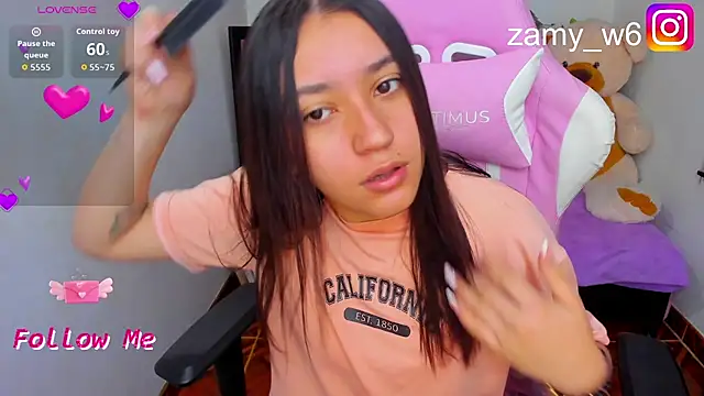 karla cute01 online show from December 2025 05:50:02 AM