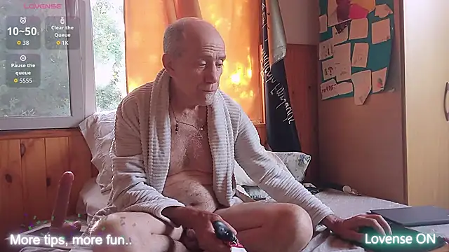 Snapshot of papifacu chatting on November 2025 11:43:02 AM papifacu online show from November 2025 11:43:02 AM