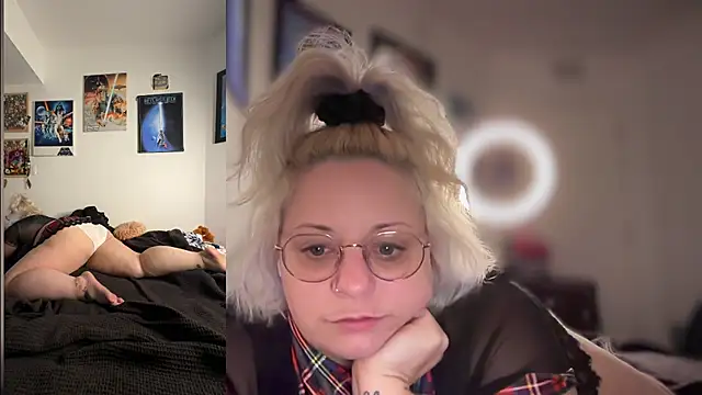 darlingashley online show from December 2024 05:58:01 AM