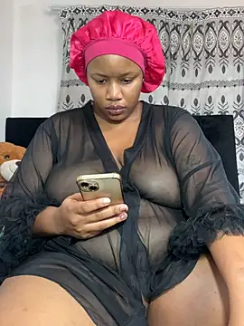 MimiCurves online show from April 2026 08:43:01 AM