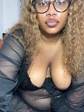 MimiCurves online show from April 2026 08:31:01 AM