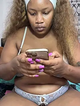 MimiCurves online show from April 2026 08:54:01 AM