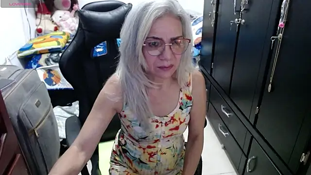 Giorgia xue53 online show from April 2026 06:05:02 AM