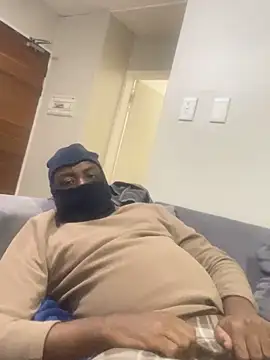 jaytee198610 online show from March 2026 07:28:01 PM