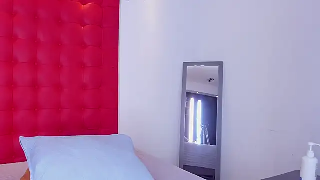 Daliana Beck online show from November 2025 08:34:01 PM