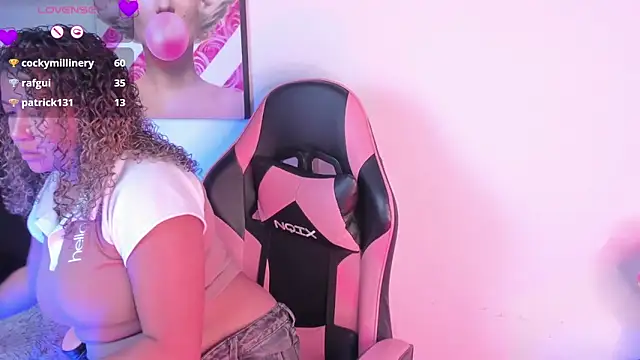 Kenia tompson01 online show from November 2025 06:02:01 PM