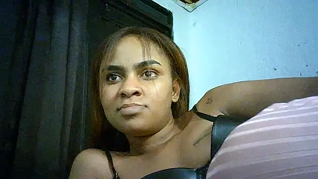 Snapshot of Bellabeltrann chatting on September 2025 10:53:02 AM Bellabeltrann online show from September 2025 10:53:02 AM