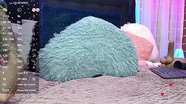 Hanna horny  online show from February 2026 06:19:02 AM