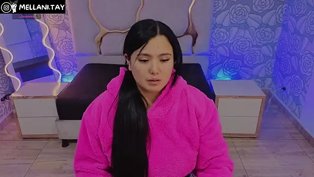 Mellani tay online show from November 2025 03:32:02 AM