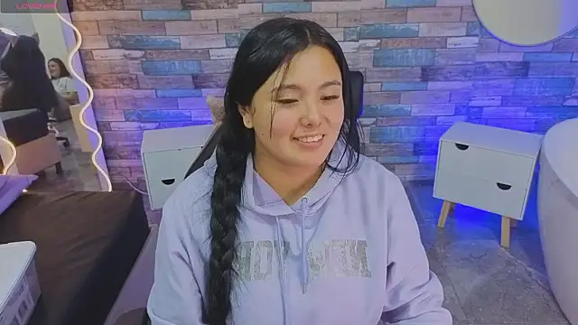 Mellani tay online show from February 2026 03:30:01 AM