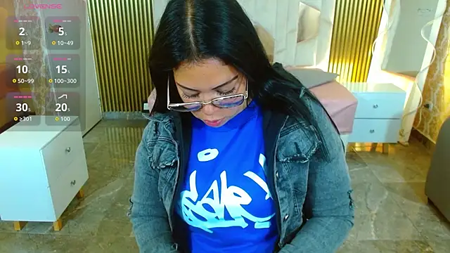 martinna tay online show from November 2025 03:28:02 AM