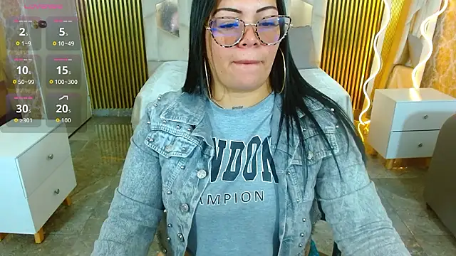 martinna tay online show from February 2026 03:20:01 AM