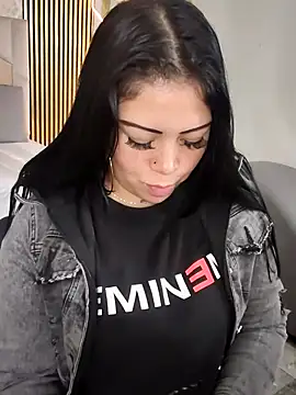 martinna tay online show from February 2026 03:18:01 AM