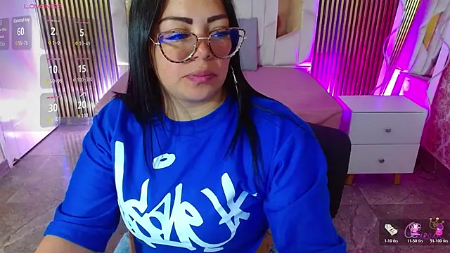 martinna tay online show from May 2026 03:24:01 AM
