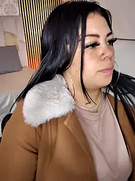 martinna tay online show from April 2026 03:08:01 AM