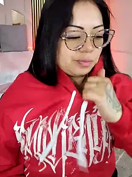 martinna tay online show from March 2026 03:14:01 AM