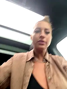 LovingBlondie online show from September 2025 06:24:02 AM