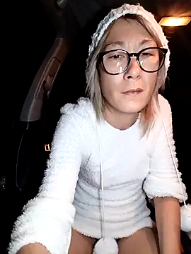 Timide girl2 online show from December 2025 05:33:01 AM