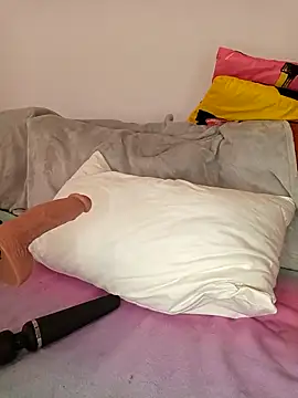 Timide girl2 online show from April 2026 06:19:01 AM