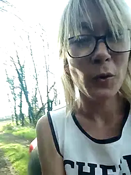 Timide girl2 online show from March 2025 03:40:01 PM