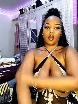 Snapshot of Spotty_Coochie chatting on February 2025 08:14:02 PM Spotty Coochie online show from February 2025 08:14:02 PM