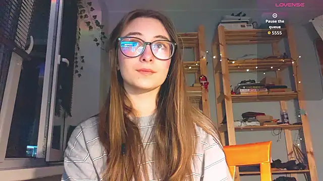 monlight  dana online show from March 2026 05:16:01 PM