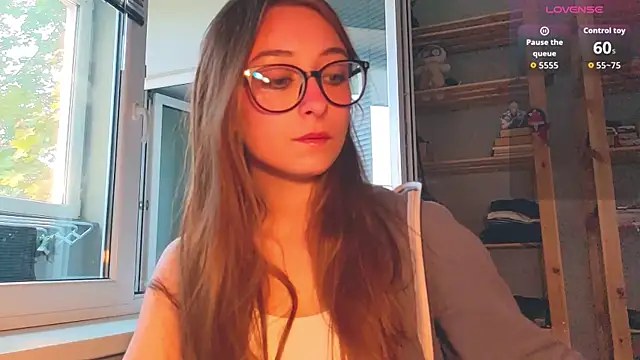 Snapshot of monlight__dana chatting on May 2026 05:20:02 PM monlight dana online show from May 2026 05:20:02 PM