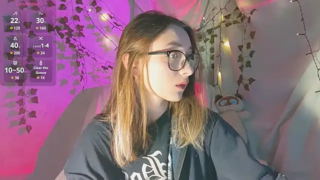 Snapshot of monlight__dana chatting on December 2024 01:35:02 PM monlight dana online show from December 2024 01:35:02 PM