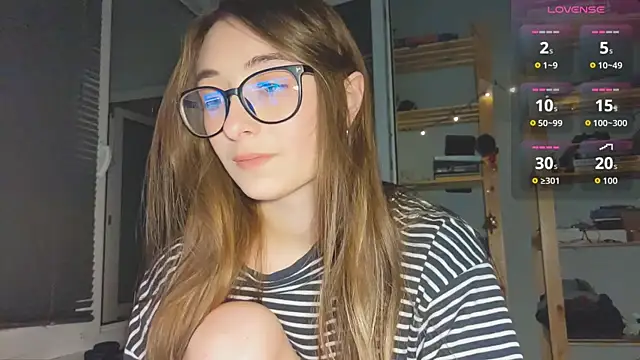 Snapshot of monlight__dana chatting on October 2025 07:04:02 PM monlight dana online show from October 2025 07:04:02 PM