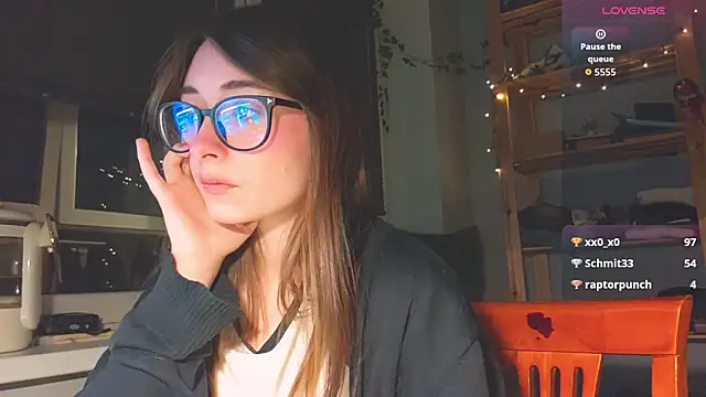 monlight  dana online show from February 2026 07:02:02 PM