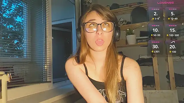 Snapshot of monlight__dana chatting on September 2025 04:56:01 PM monlight dana online show from September 2025 04:56:01 PM