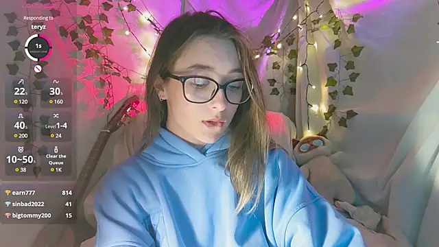 Snapshot of monlight__dana chatting on December 2024 03:44:01 PM monlight dana online show from December 2024 03:44:01 PM