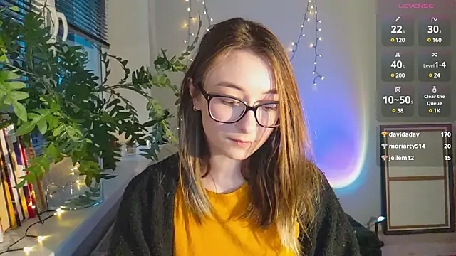 Snapshot of monlight__dana chatting on December 2024 02:27:01 PM monlight dana online show from December 2024 02:27:01 PM