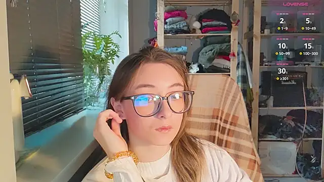 Snapshot of monlight__dana chatting on March 2025 01:29:01 PM monlight dana online show from March 2025 01:29:01 PM